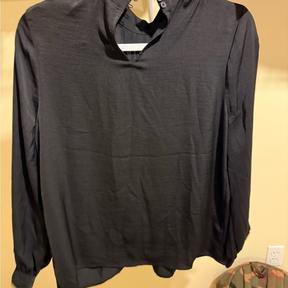 Express Womens Blouse - Picture 4 of 7